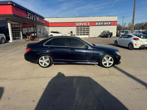 2011 Mercedes-Benz C-Class C 300 4MATIC Sport