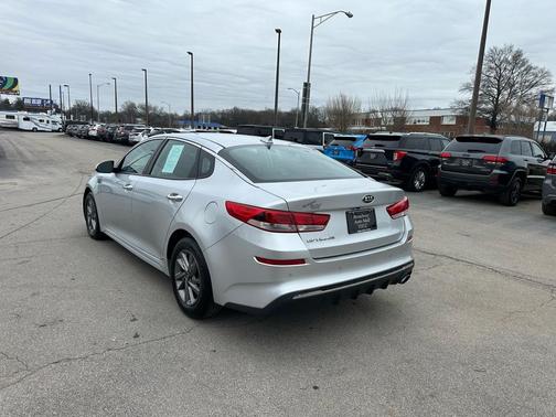 2020 Kia Optima LX