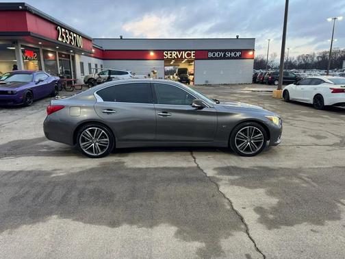 2014 INFINITI Q50 Premium