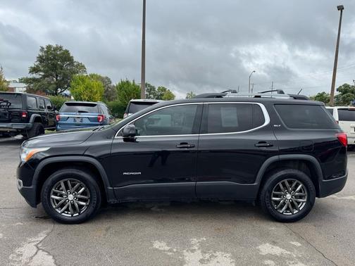 2017 GMC Acadia SLT-1