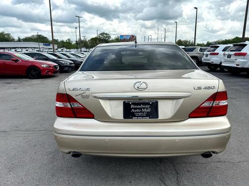 2005 Lexus LS 430 Base