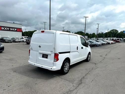 2021 Nissan NV200 SV