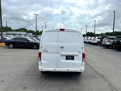 2021 Nissan NV200 SV