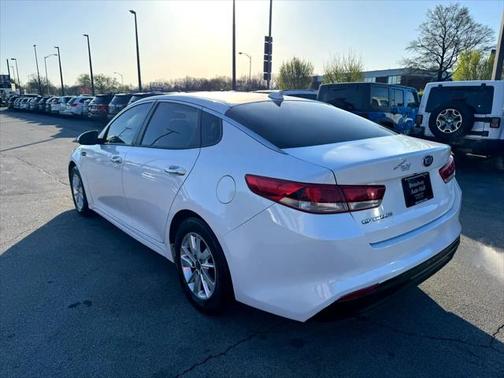 2017 Kia Optima LX