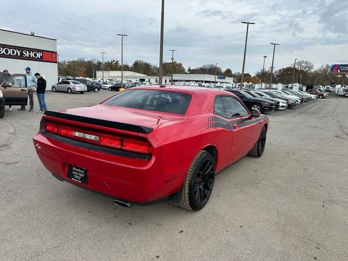 2013 Dodge Challenger SXT