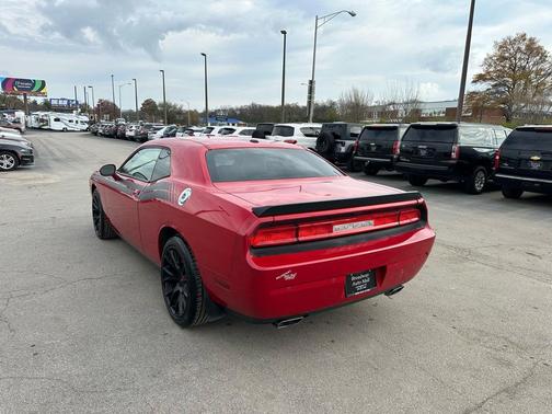 2013 Dodge Challenger SXT