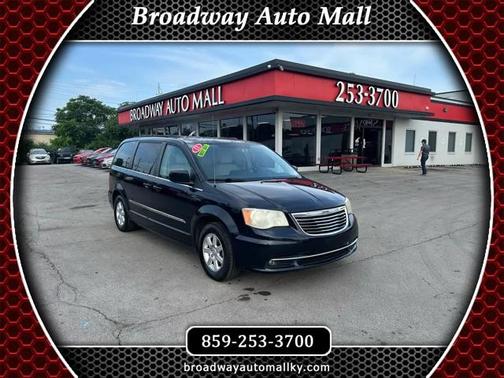 2011 Chrysler Town & Country Touring