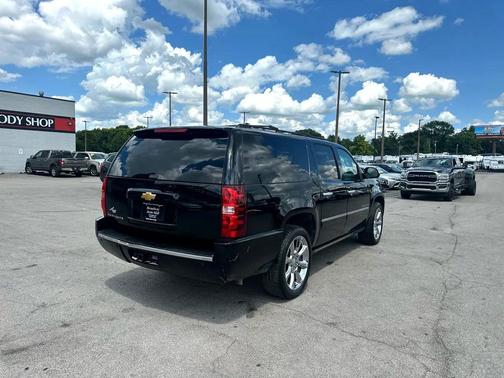 2013 Chevrolet Suburban 1500 LTZ