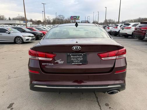2019 Kia Optima LX