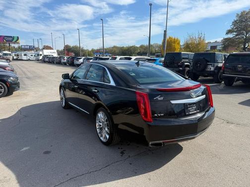 2013 Cadillac XTS Platinum