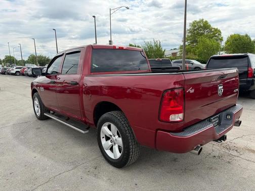 Deep Cherry Red Crystal Pearlcoat 2013 RAM 1500 Tradesman/Express