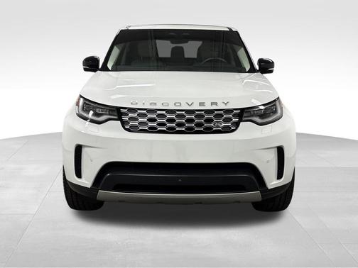 2024 Land Rover Discovery P300 S