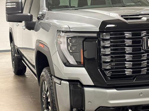 2025 GMC Sierra 2500 Denali Ultimate