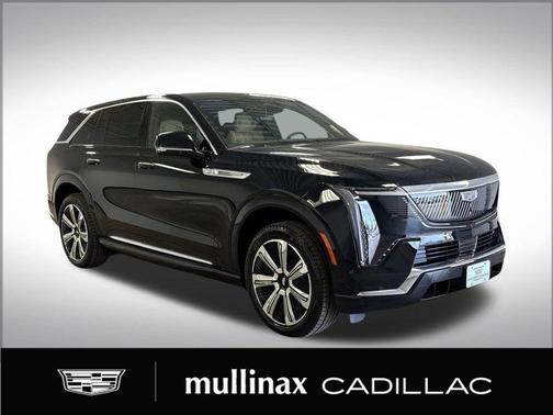 2025 Cadillac Escalade IQ Luxury 2