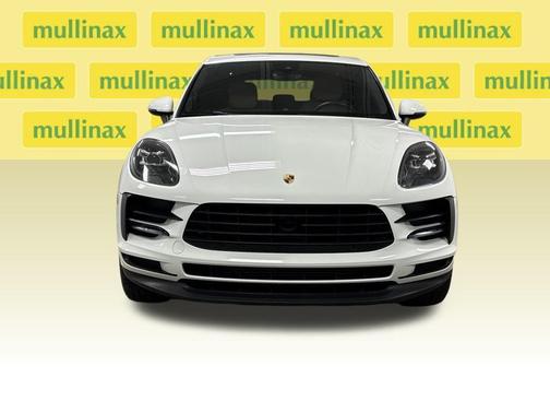 2020 Porsche Macan Base