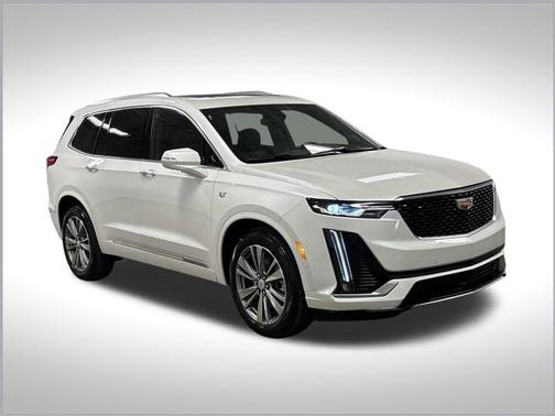 2025 Cadillac XT6 Premium Luxury FWD