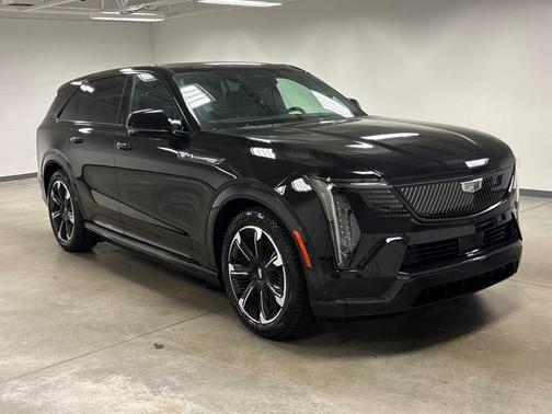 2025 Cadillac Escalade IQ Sport 2