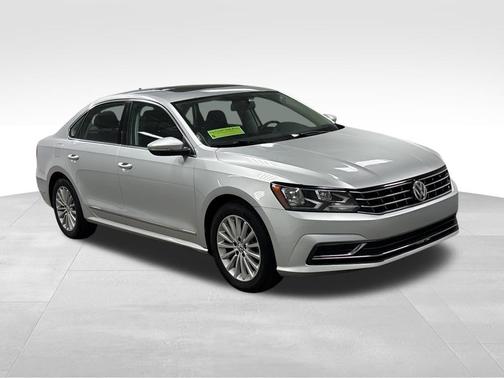 2017 Volkswagen Passat 1.8T SE