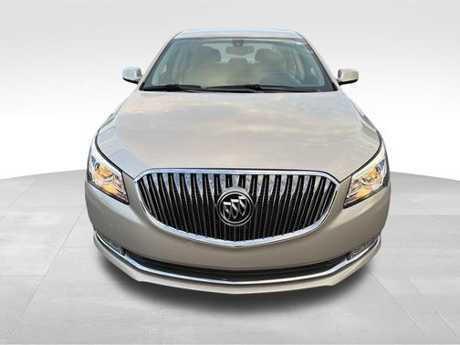 2016 Buick LaCrosse Base