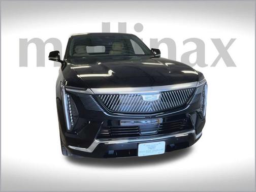 2025 Cadillac Escalade IQ Luxury 2