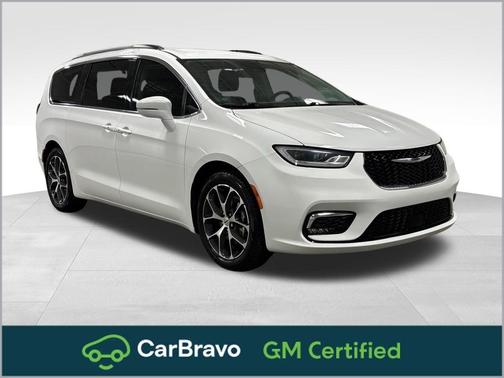 2022 Chrysler Pacifica Touring-L