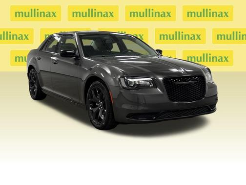 2022 Chrysler 300 Touring