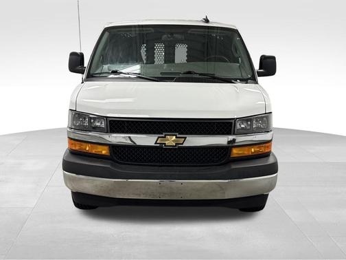 2024 Chevrolet Express 2500 Work Van