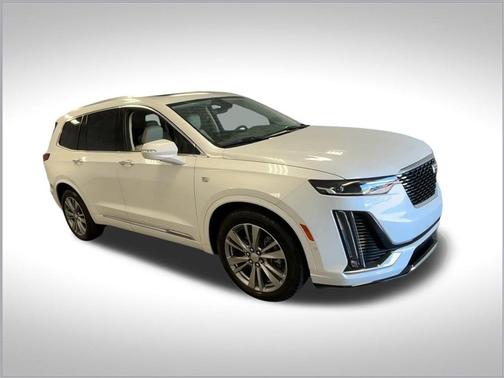 2023 Cadillac XT6 Premium Luxury FWD