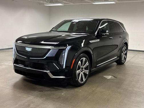 2025 Cadillac Escalade IQ Luxury 2