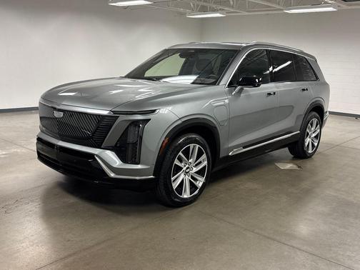 2026 Cadillac VISTIQ Luxury