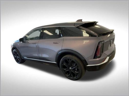 2025 Cadillac OPTIQ Luxury