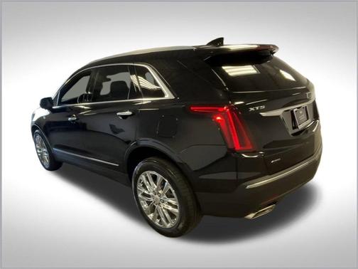 2022 Cadillac XT5 Luxury