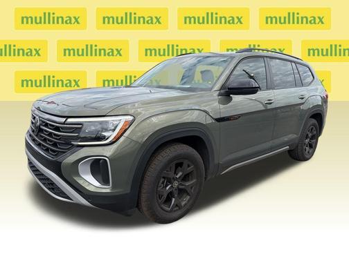 2024 Volkswagen Atlas 2.0T Peak Edition SE w/Technology