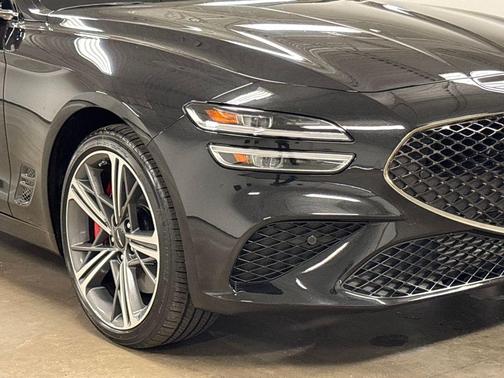 2025 Genesis G70 3.3T Sport Advanced