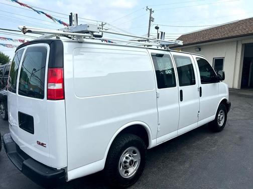 2018 GMC Savana 2500 Work Van