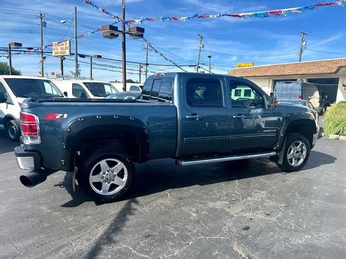2011 GMC Sierra 2500 SLT