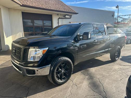 2018 Nissan Titan XD SV