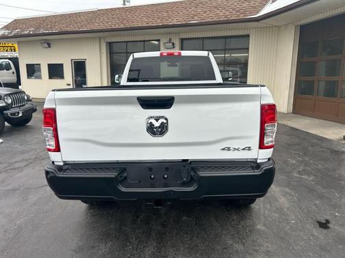 2020 RAM 2500 Tradesman Regular Cab 4X4 8' Box