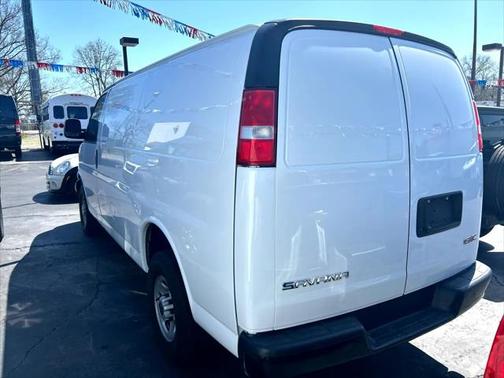 2023 GMC Savana 2500 Work Van