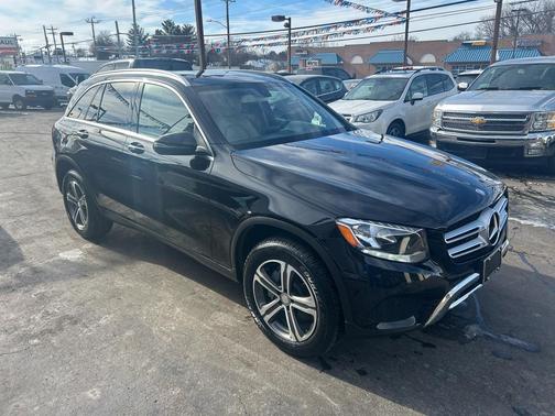 2017 Mercedes-Benz GLC 300 4MATIC