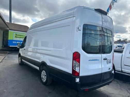 2022 Ford Transit-350 Base