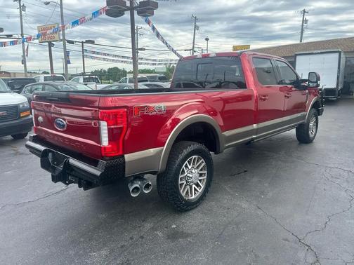 Maroon 2018 Ford F-350 King Ranch