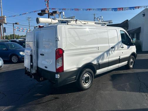2018 Ford Transit-250 Base