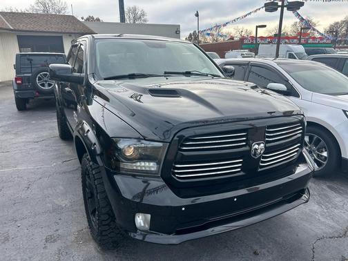 2015 RAM 1500 Sport