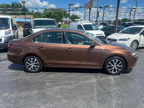 Bronze 2017 Volkswagen Jetta 1.4T SE