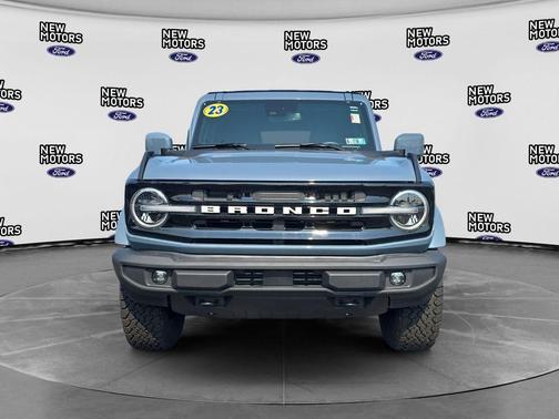 Azure Gray Metallic 2023 Ford Bronco Outer Banks