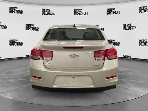Champagne Silver 2013 Chevrolet Malibu 1LS