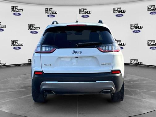 Bright White Clearcoat 2022 Jeep Cherokee Limited