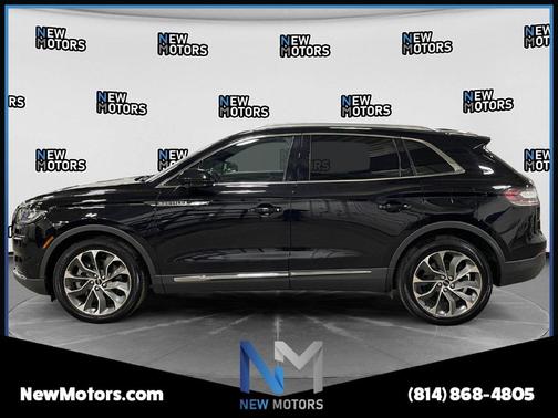 Black Metallic 2022 Lincoln Nautilus Reserve