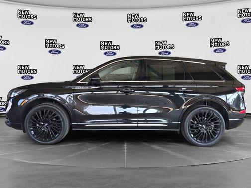 Black Metallic 2022 Lincoln Corsair Reserve